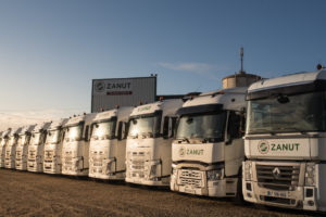 Flotte des camions à l'entreprise Zanut à Tonneins